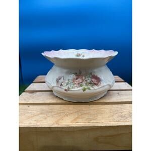 Vintage Victorian Era Ladies Spittoon Cuspidor - Ceramic